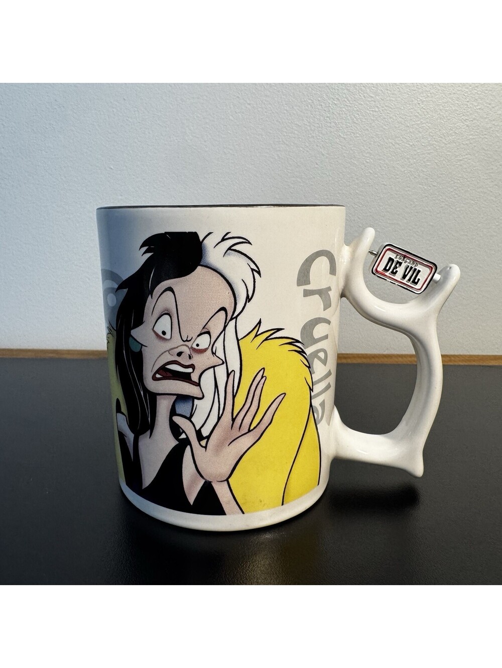 Disney Cruella Devil Mug RARE License Plate Spins Surrounded By Idiots Villain